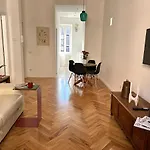 Apartment Bright House Rome