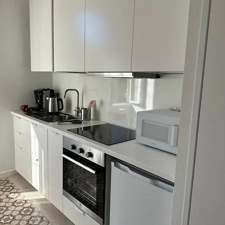 Bright House روما