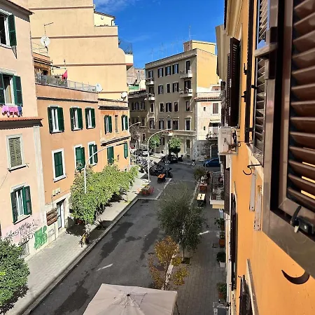 Apartment Bright House Rome